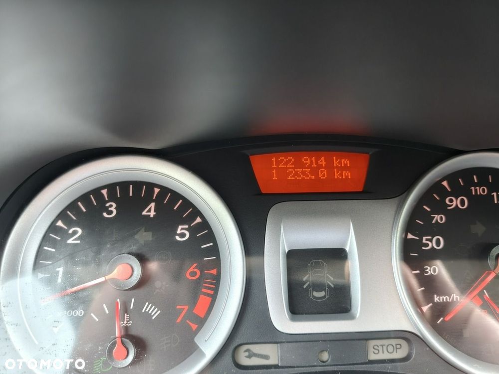 Renault Clio - 8