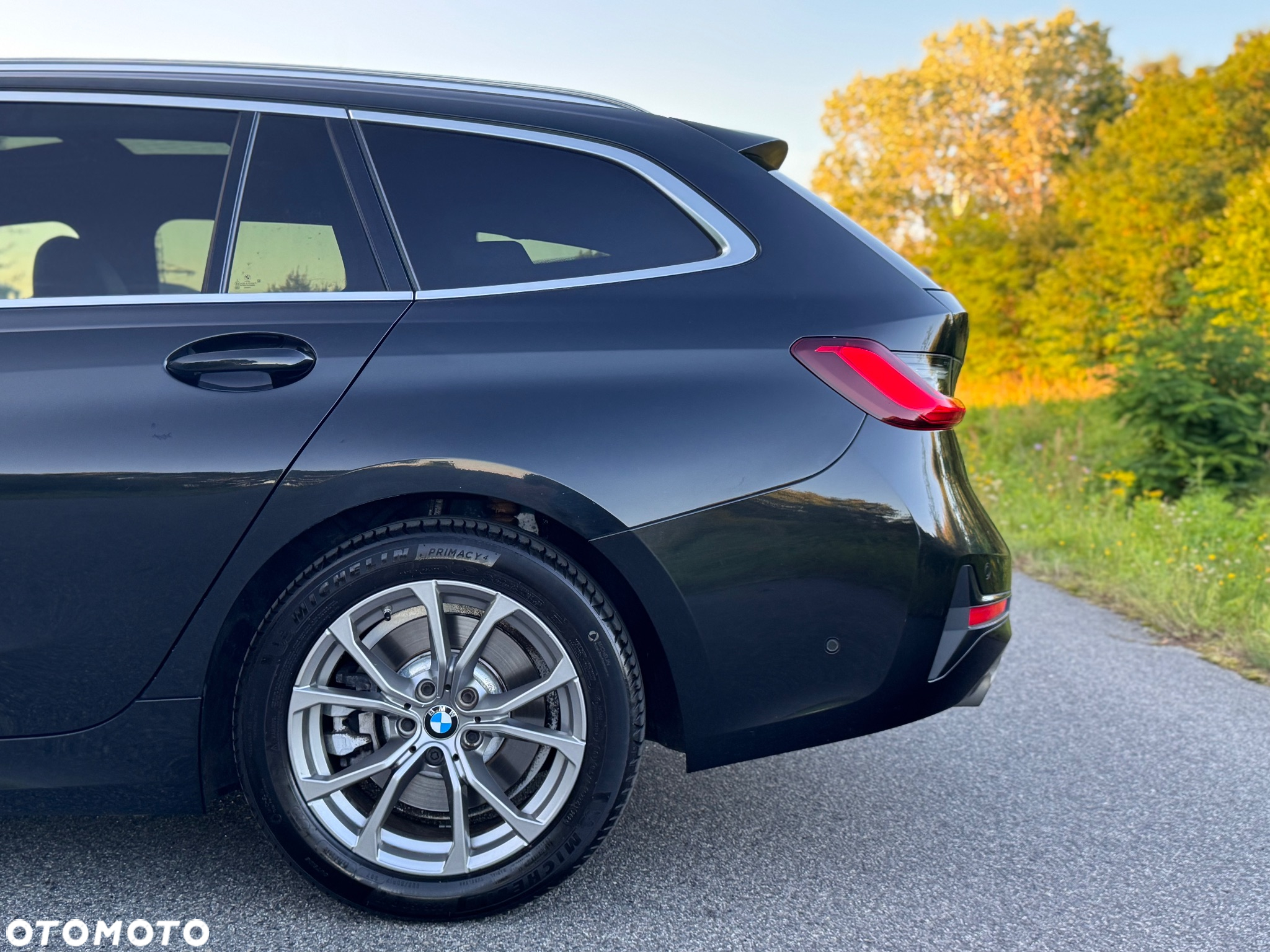 BMW Seria 3 330i - 26