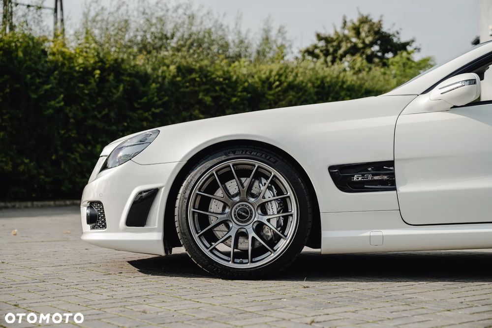 Mercedes-Benz SL - 16