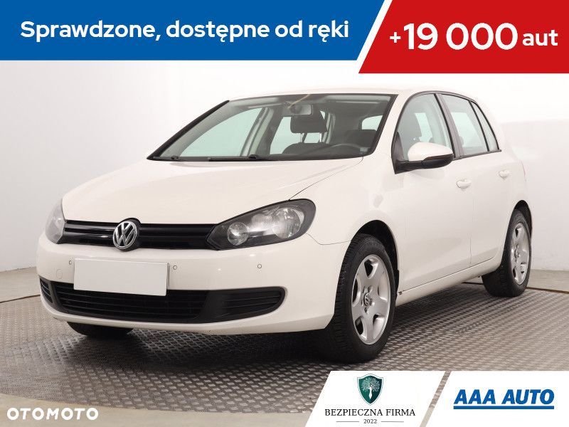 Volkswagen Golf - 2
