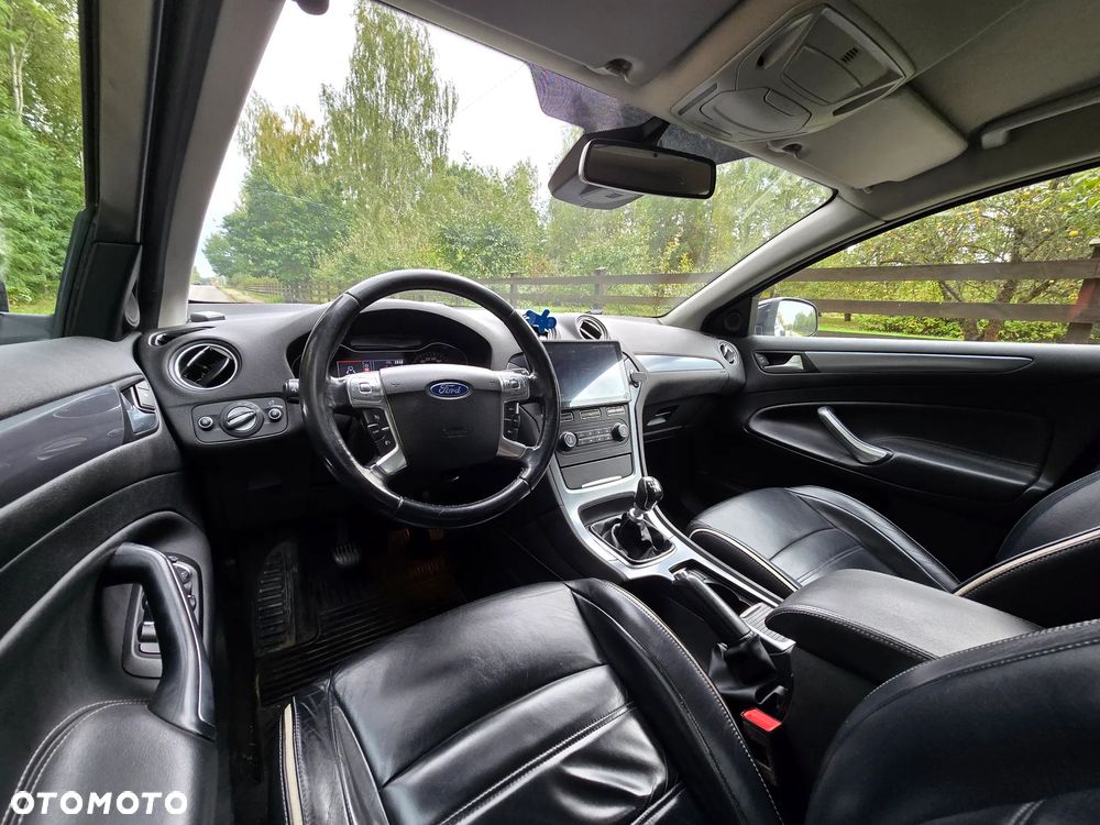 Ford Mondeo 2.0 TDCi Platinium X Plus (Titanium) - 27