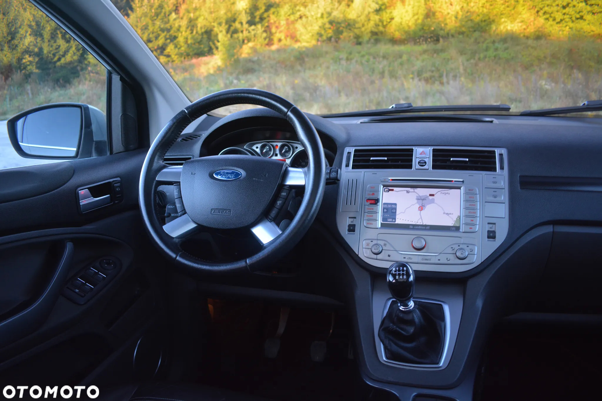 Ford Kuga 2.0 TDCi 4x4 Titanium - 23