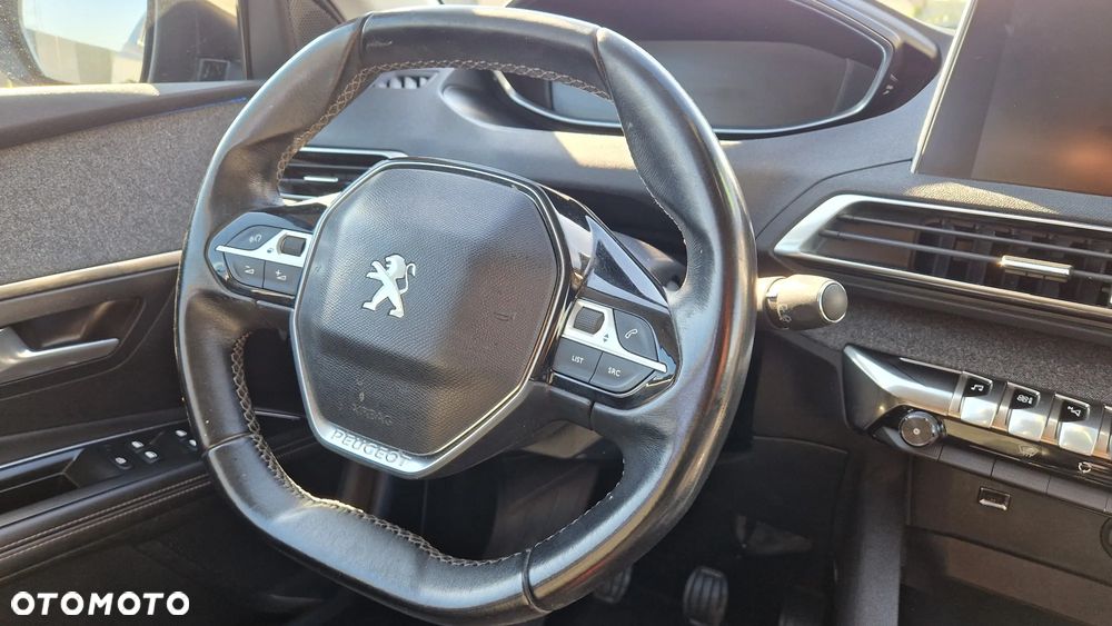 Peugeot 3008 - 28
