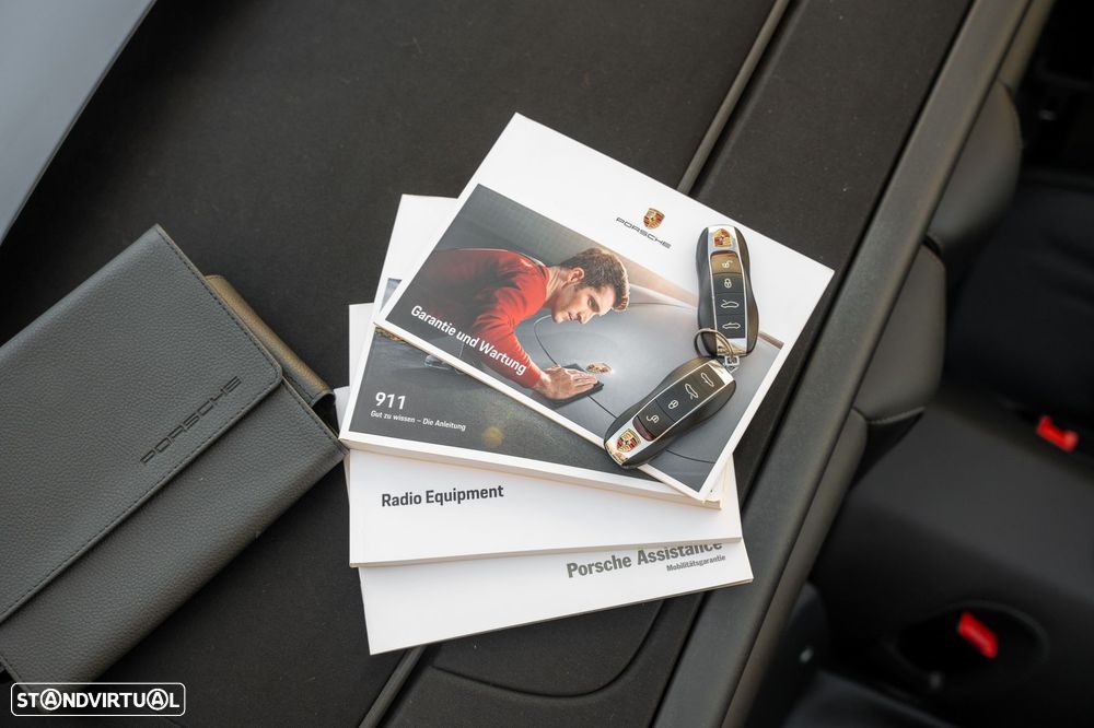 Porsche 911 (991) Carrera 4 S PDK - 37