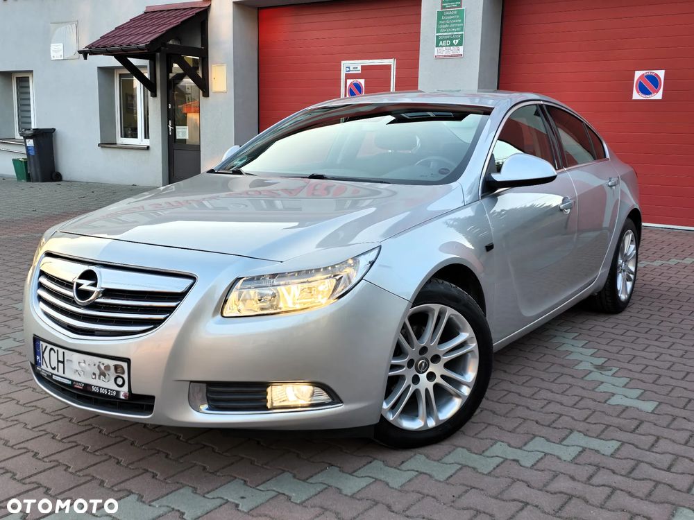 Opel Insignia 1.8 Cosmo - 1