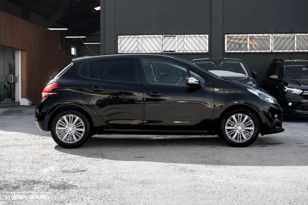 Peugeot 208 1.2 PureTech Active - 8