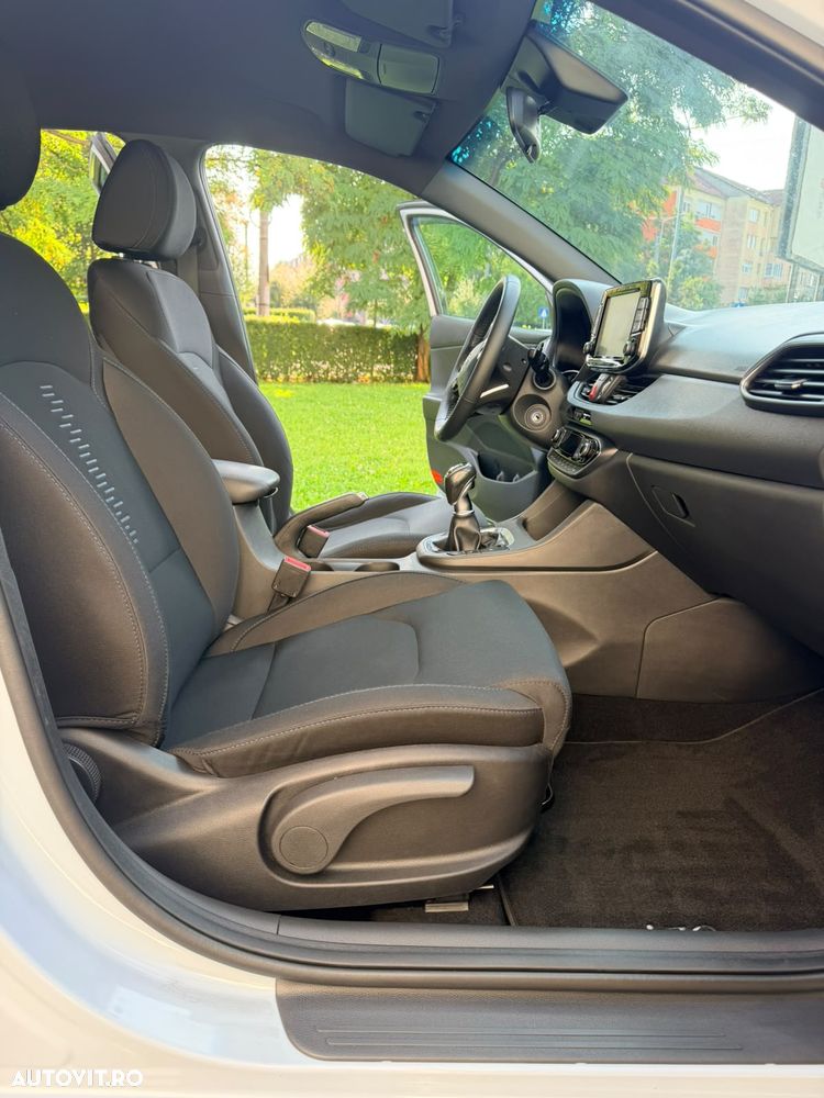 Hyundai i30 1.4 T-GDI Passion Plus - 18