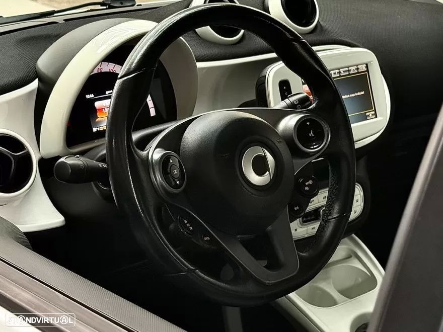 Smart ForTwo Coupé passion - 17