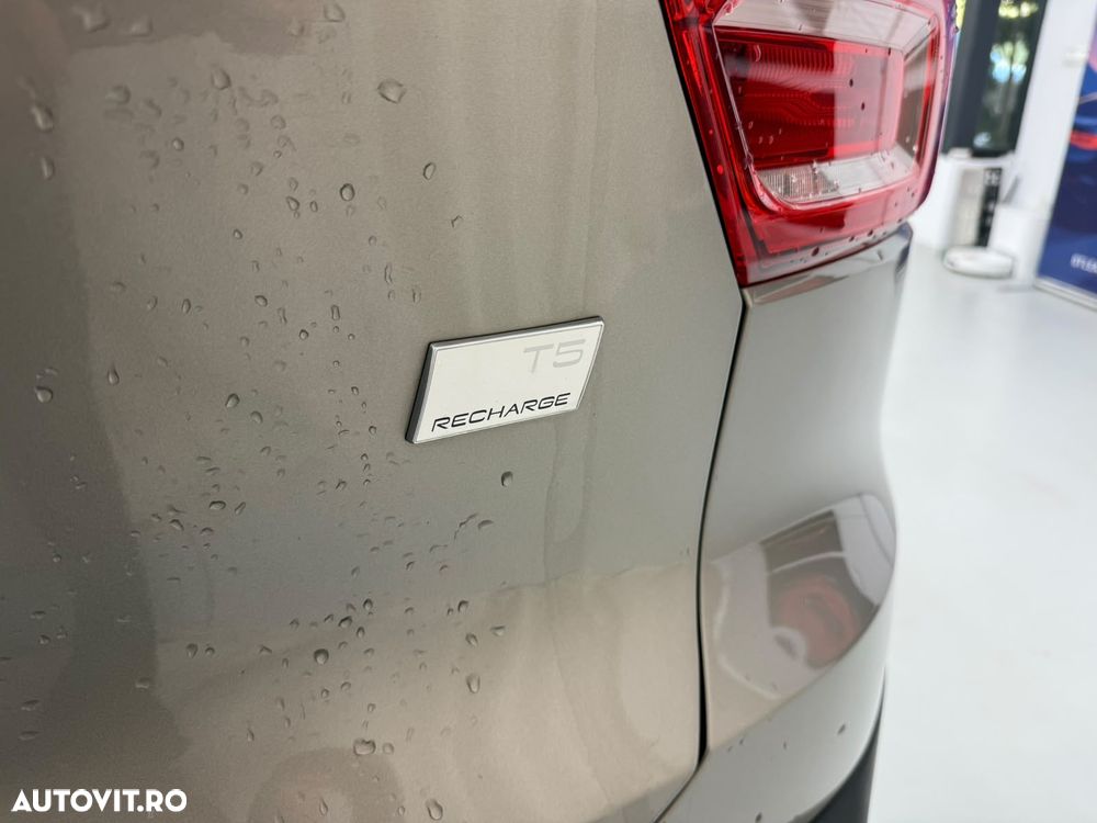Volvo XC 40 - 9
