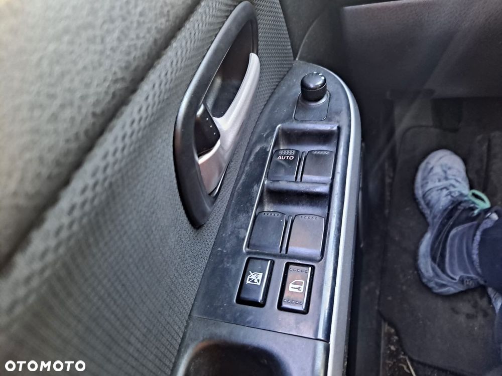 Suzuki Grand Vitara 2.7 V6 - 19