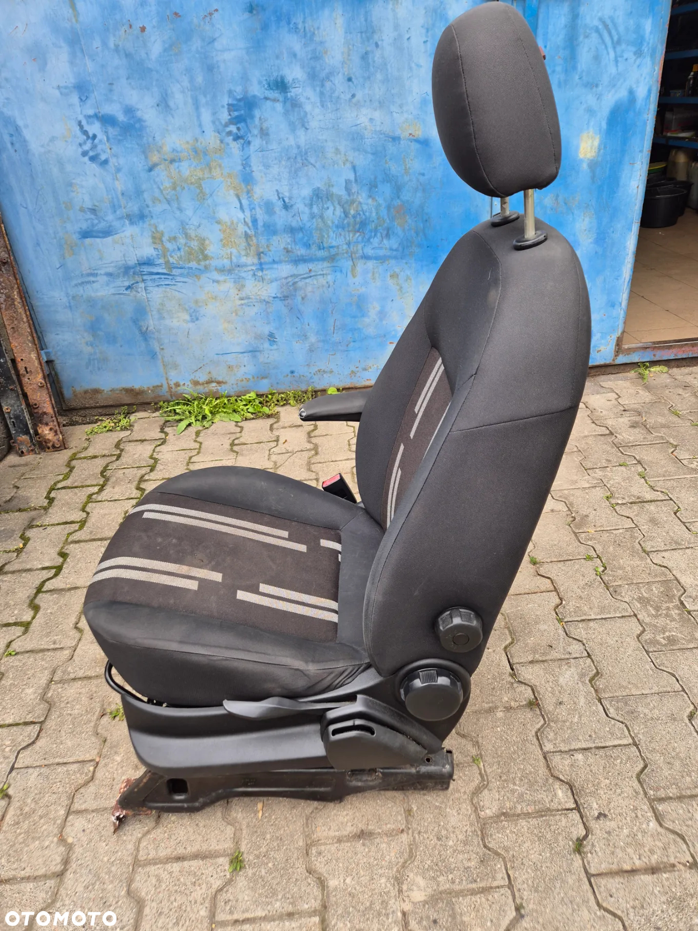 FOTEL KIEROWCY LEWY FIORINO IV NEMO BIPPER 08r.+ - 7