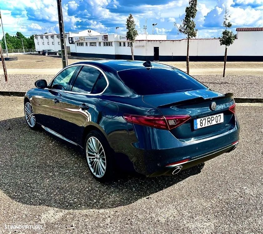 Alfa Romeo Giulia 2.2 D Super - 1