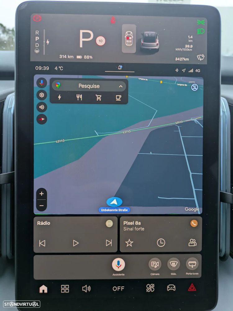 Volvo EX30 Single Motor Extended Range RWD Ultra - 26