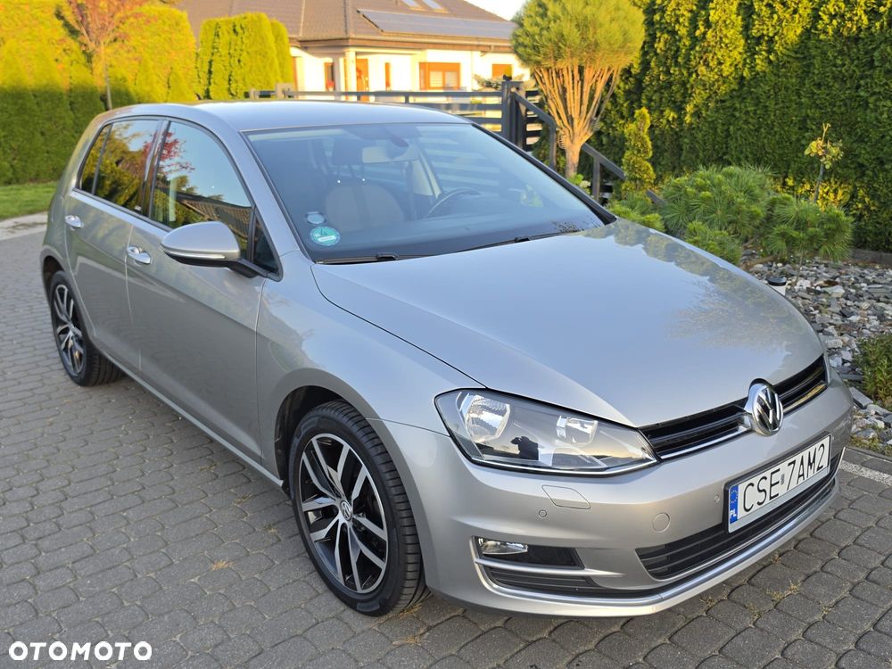 Volkswagen Golf - 5