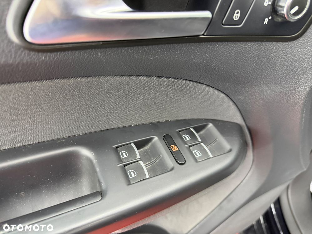 Volkswagen Touran 2.0 TDI DPF Cross - 19