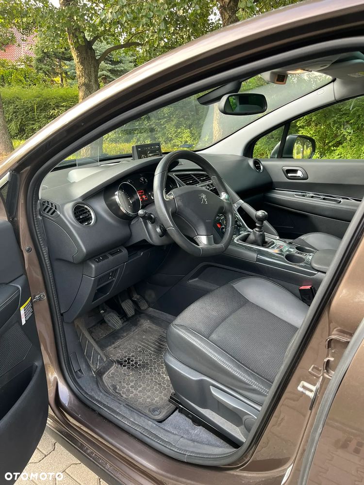 Peugeot 3008 1.6 HDi Active - 10