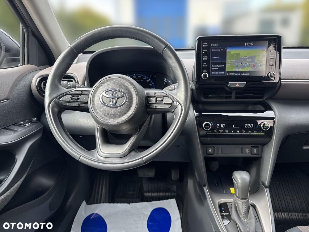 Toyota Yaris Cross - 12