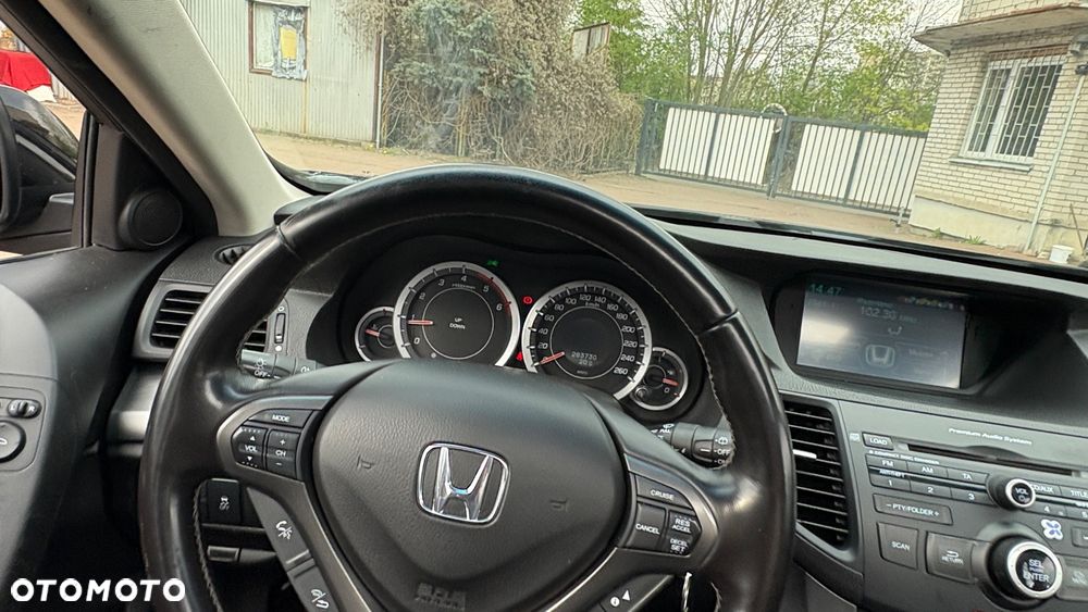 Honda Accord 2.2d Executive Nav - 34