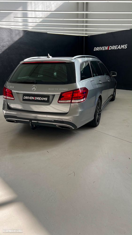 Mercedes-Benz E 300 Bluetec Hybrid Avantgarde - 24