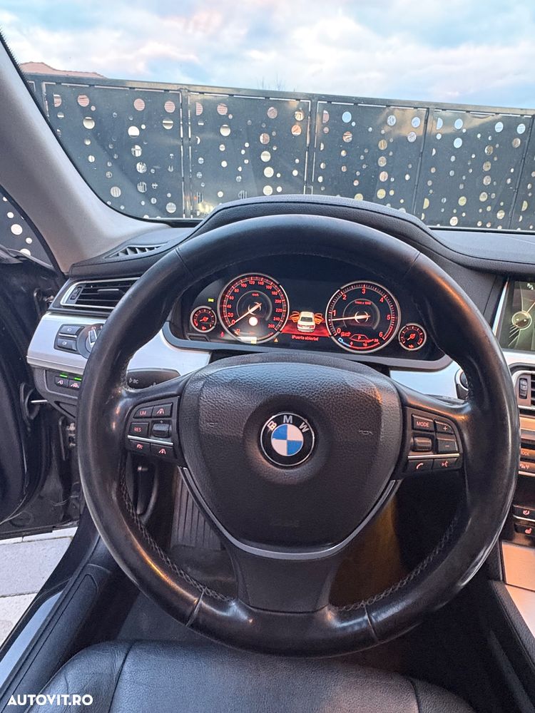 BMW Seria 7 730d BluePerformance Edition Exclusive - 9