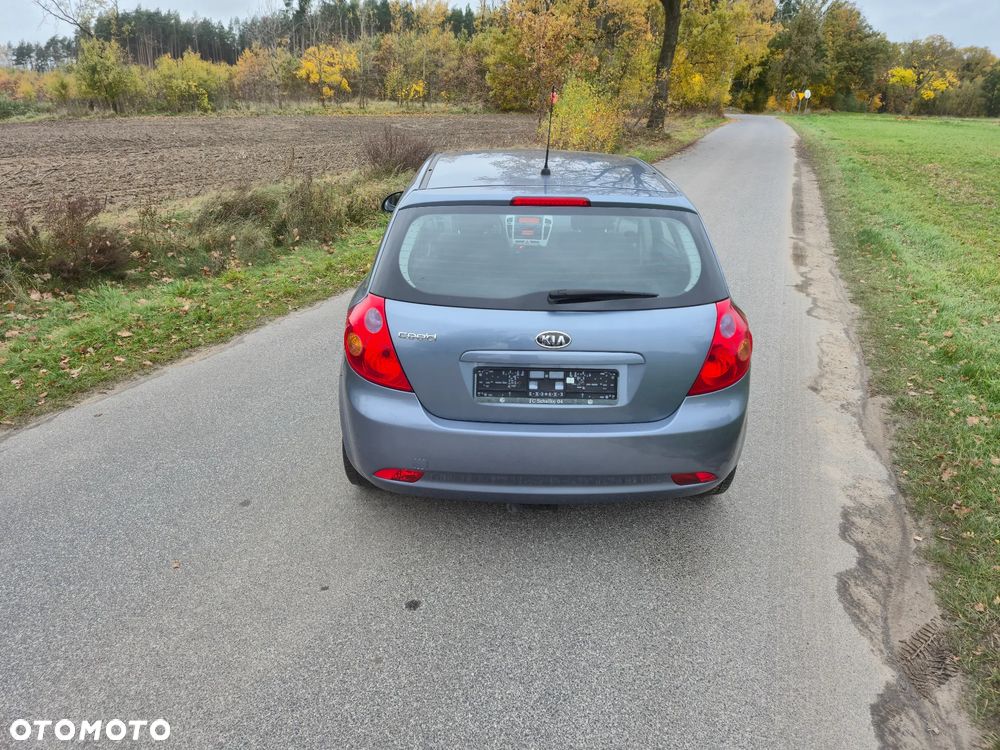 Kia Ceed Cee'd 1.6 Crdi Comfort - 19