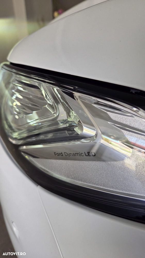 Ford Mondeo 2.0 TDCI PowerShift AWD Titanium - 24