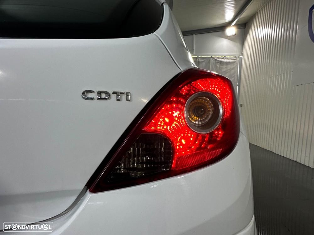 Opel Corsa Van 1.3CDTi 75cv - 16