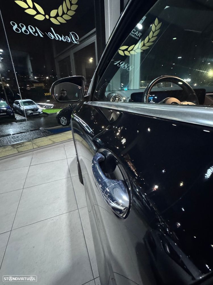 Mercedes-Benz GLA 250 e AMG Line - 13