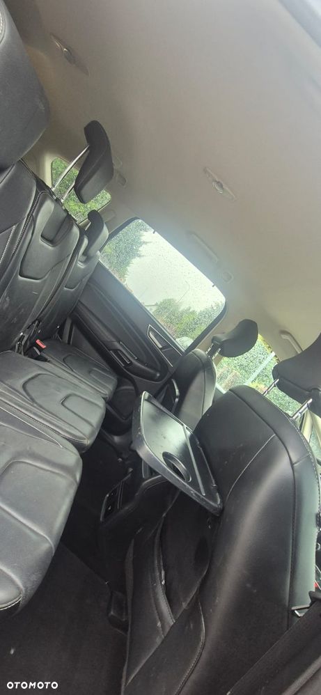 Ford S-Max 2.0 EcoBlue Titanium - 16