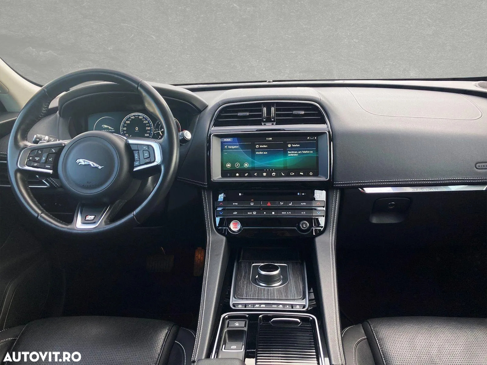 Jaguar F-Pace 25d AWD Aut. R-Sport - 6