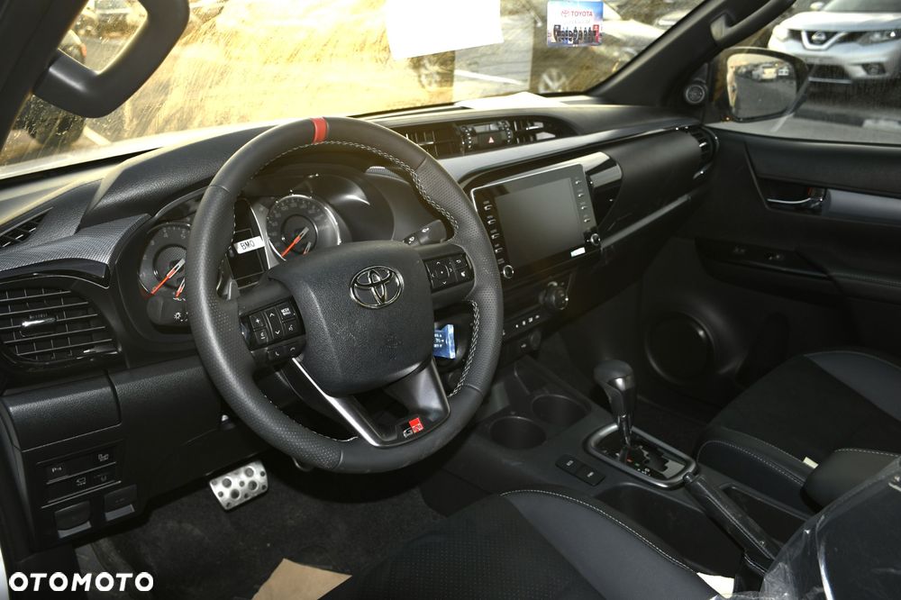 Toyota Hilux - 17