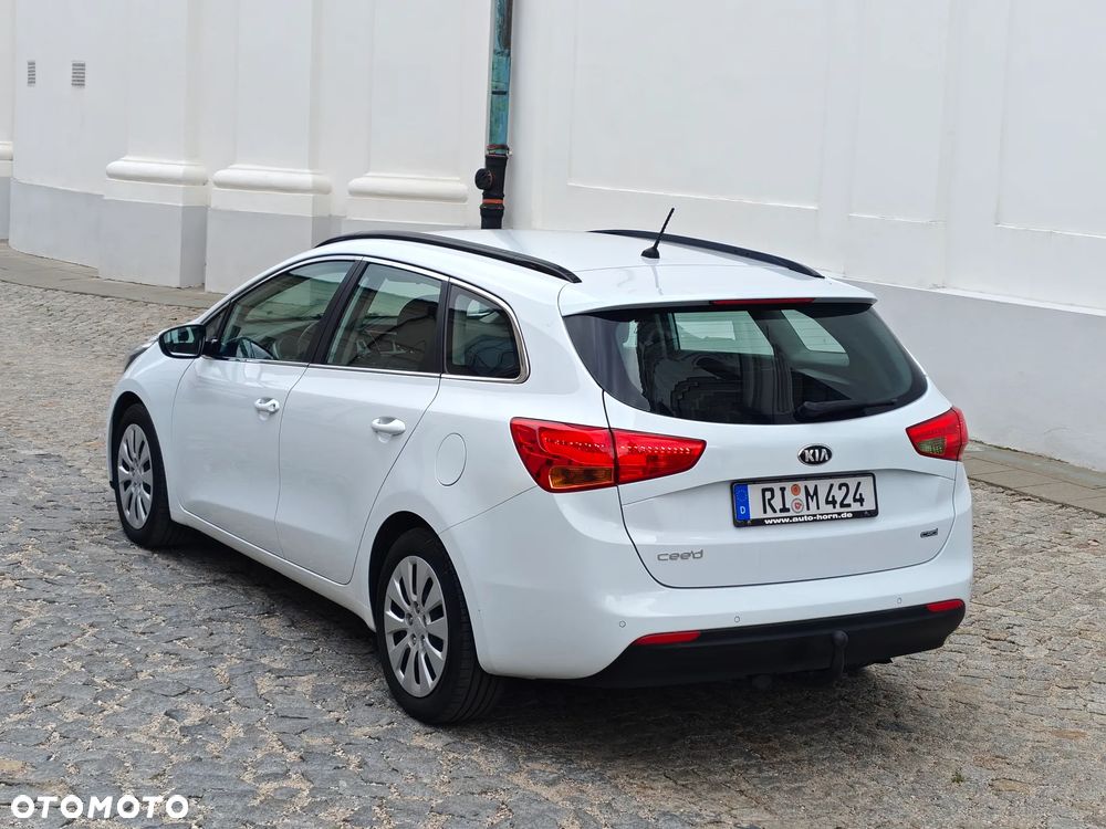 Kia Ceed 1.6 CRDi Business Line - 4