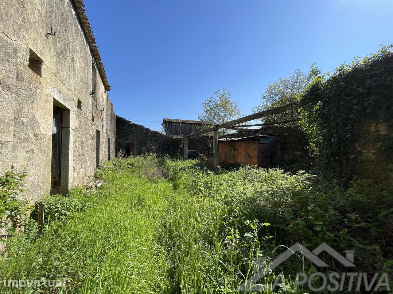 Moradia Devoluta T4 Venda em Milheirós de Poiares,Santa Maria da Feira - Grande imagem: 3/34