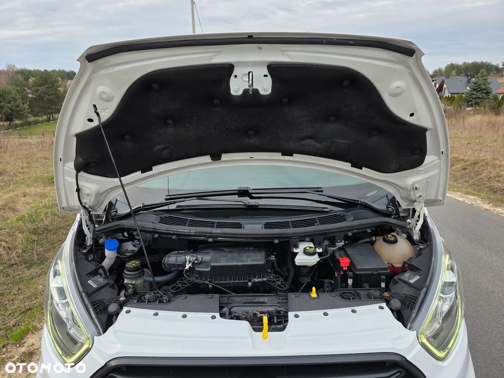 Ford Transit Custom - 32