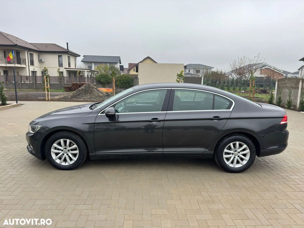 Volkswagen Passat - 22