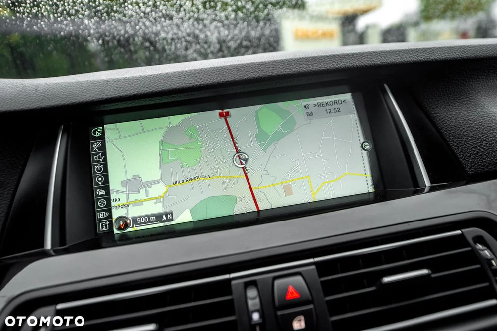 BMW Seria 5 530d Sport-Aut Luxury Line - 24