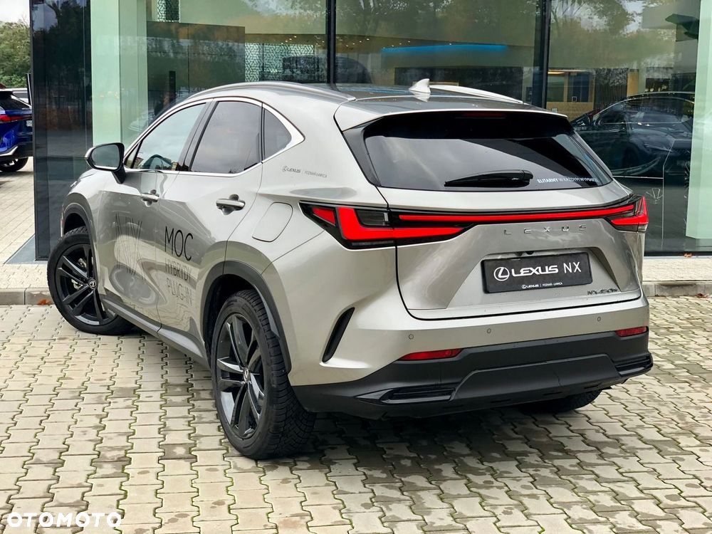 Lexus NX - 11
