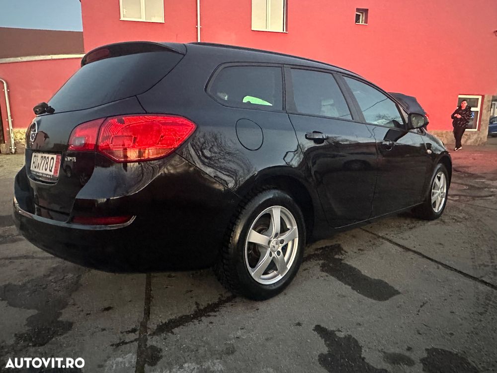 Opel Astra 2.0 CDTI DPF Sports Tourer - 6