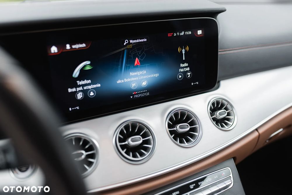 Mercedes-Benz Klasa E 200 Avantgarde - 28