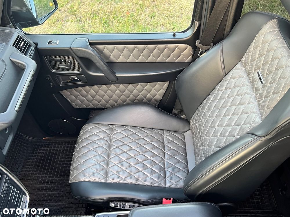 Mercedes-Benz Klasa G AMG 63 AMG SPEEDSHIFT 7G-TRONIC - 33