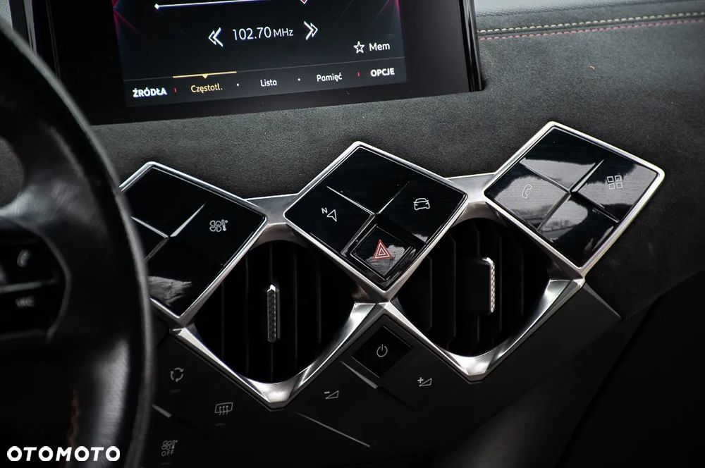 DS Automobiles DS 3 Crossback 1.5 BlueHDi Performance Line - 33