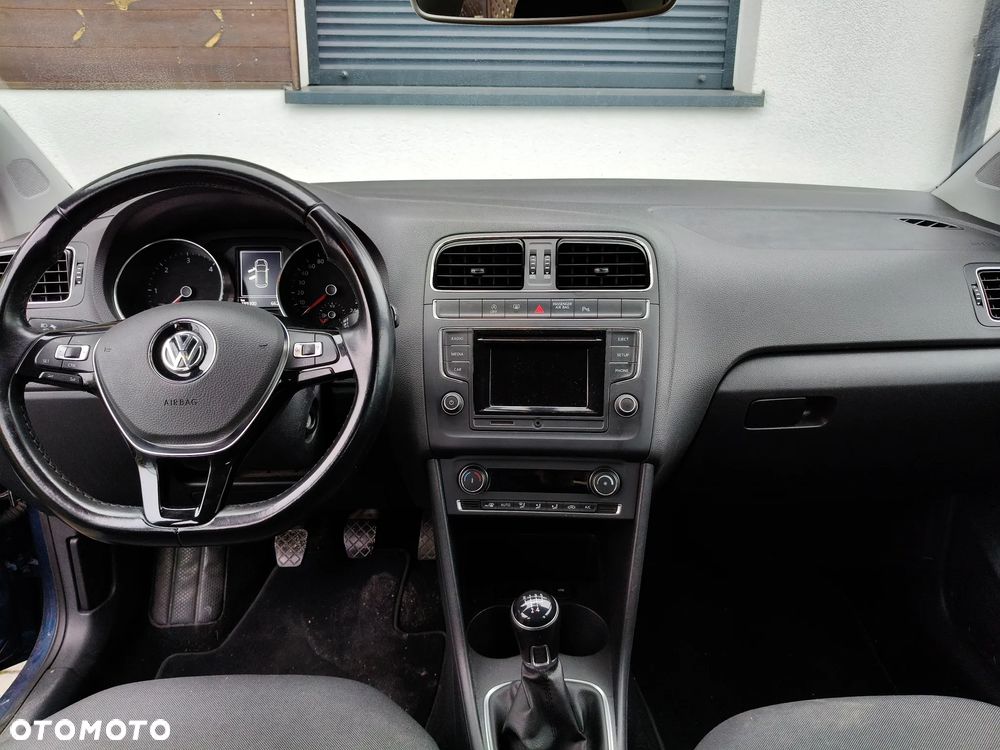 Volkswagen Polo 1.4 TDI (Blue Motion Technology) Comfortline - 10
