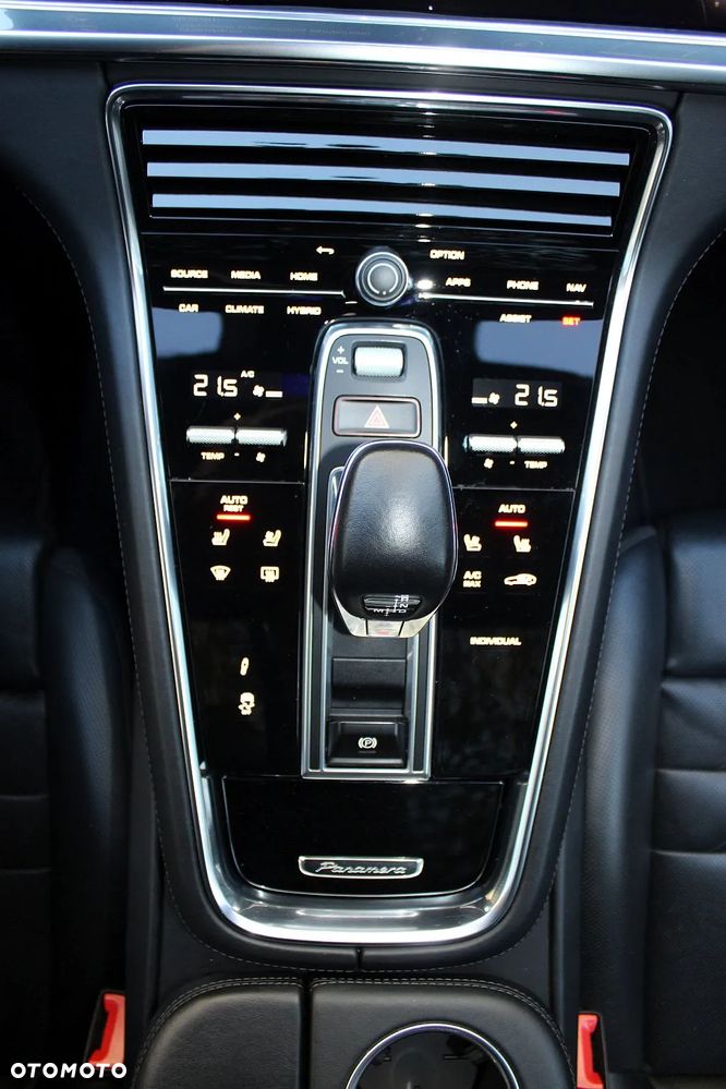 Porsche Panamera 4S E-Hybrid - 29