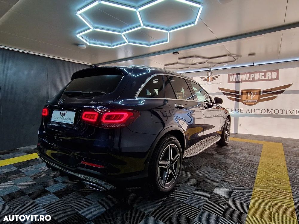 Mercedes-Benz GLC 200 4Matic 9G-TRONIC AMG Line - 4