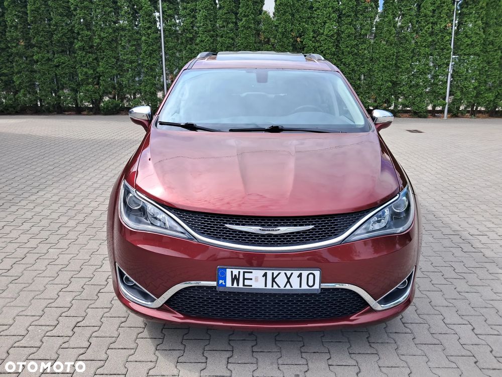 Chrysler Pacifica - 10