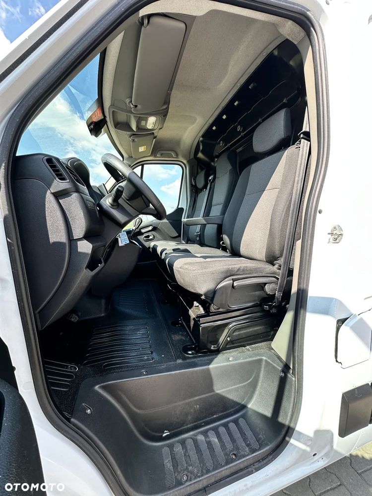 Renault Master - 10