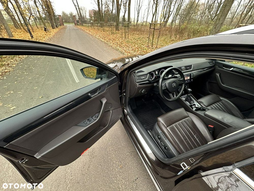 Skoda Superb - 16