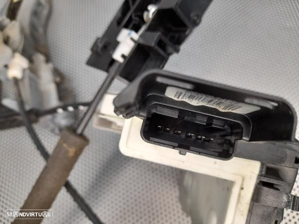 Fecho Porta Frente Dto Citroen Ds3 - 5