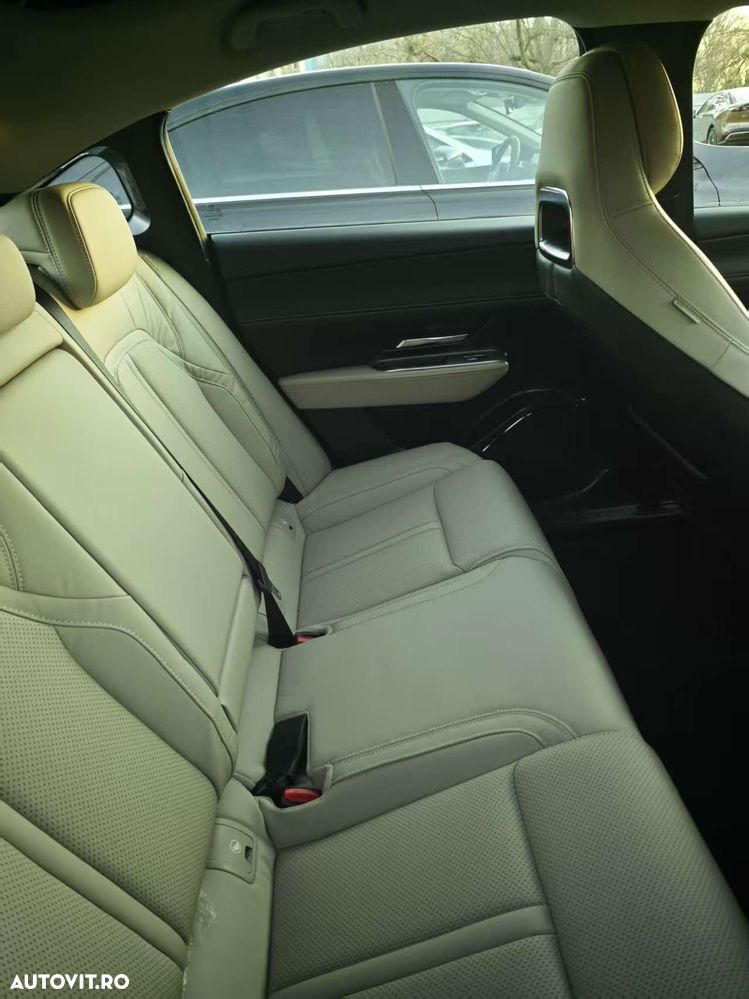 Mazda 6e EV Long Range Takumi Plus - 4