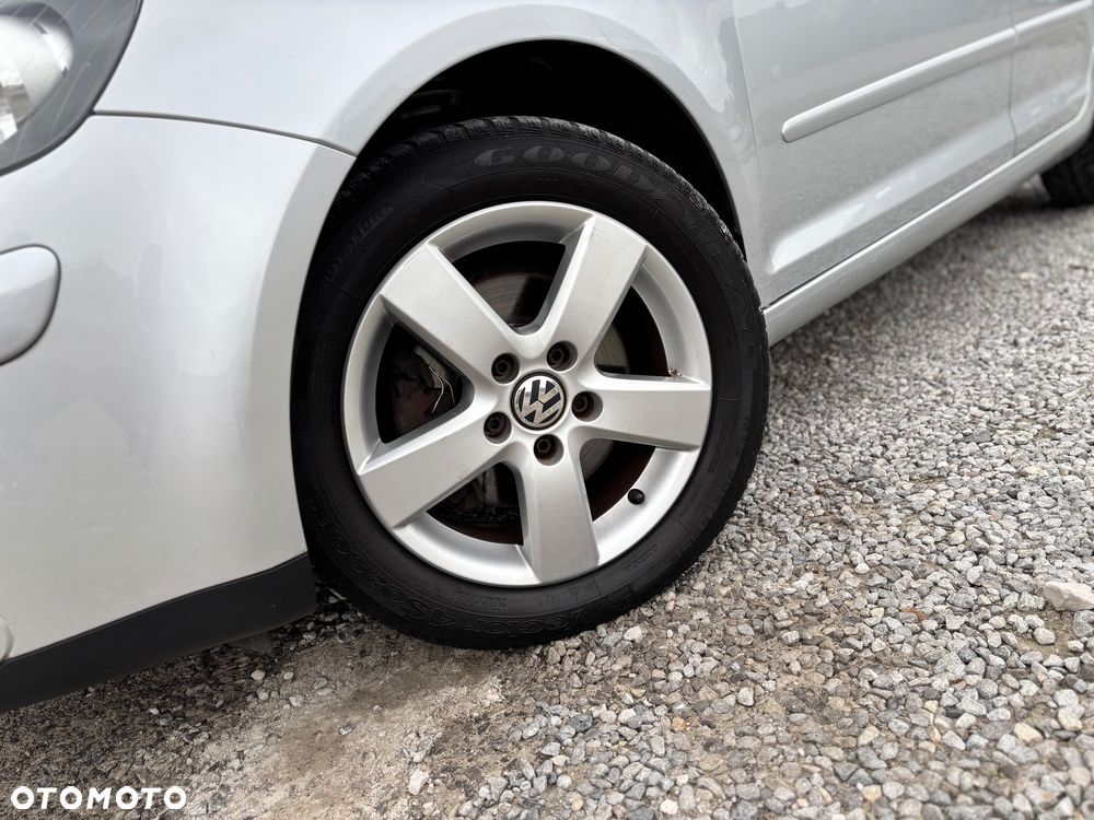 Volkswagen Golf - 18